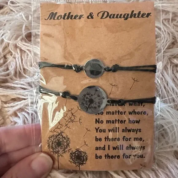 Mother Daughter Bracelet Set 🌲 Stocking Stuffer NWT - Picture 1 of 8